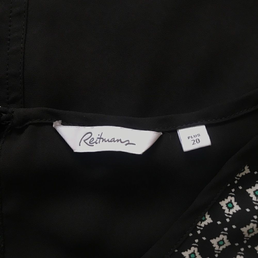Reitmans PLUS top blouse - Picture 6 of 8